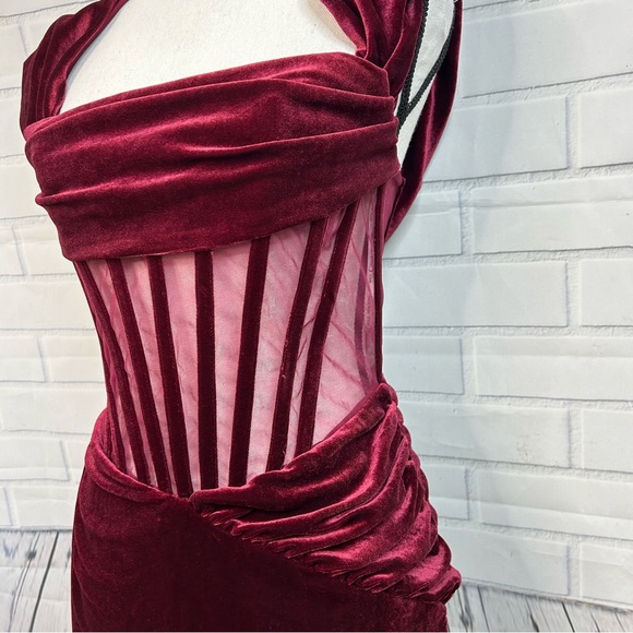 Miss Circle Irisa Burgundy Draping Off Shoulder Corset Dress size Large - Picture 4 of 12